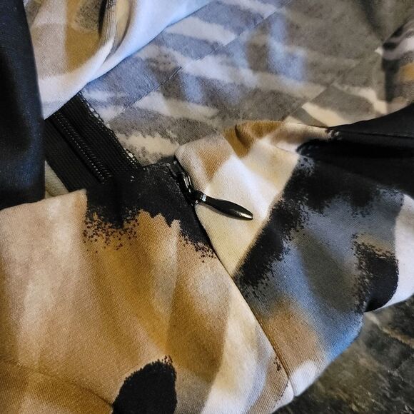 Gorgeous Animal Print Designer Fitted Dress Women's Plus Size 22 - Picture 14 of 15